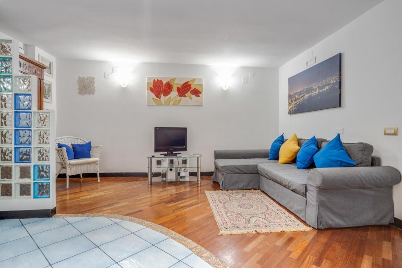 Guesthost - Casa Querida Central & Elegant Flat Napoli Exterior foto