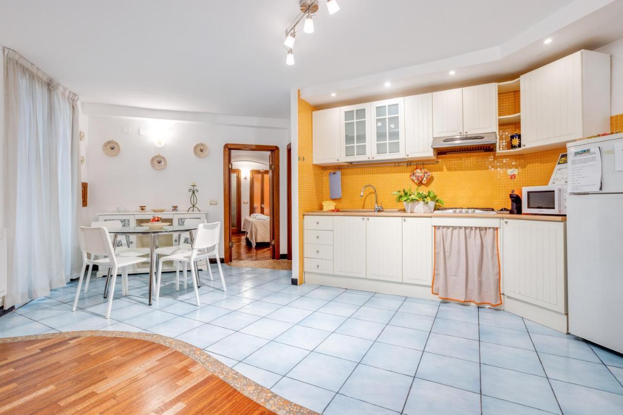 Guesthost - Casa Querida Central & Elegant Flat Napoli Exterior foto