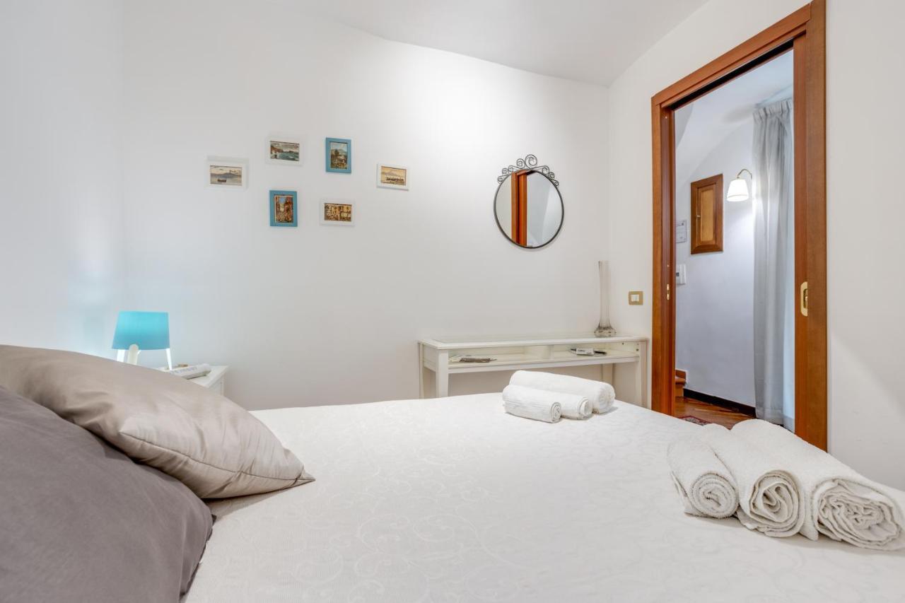 Guesthost - Casa Querida Central & Elegant Flat Napoli Exterior foto